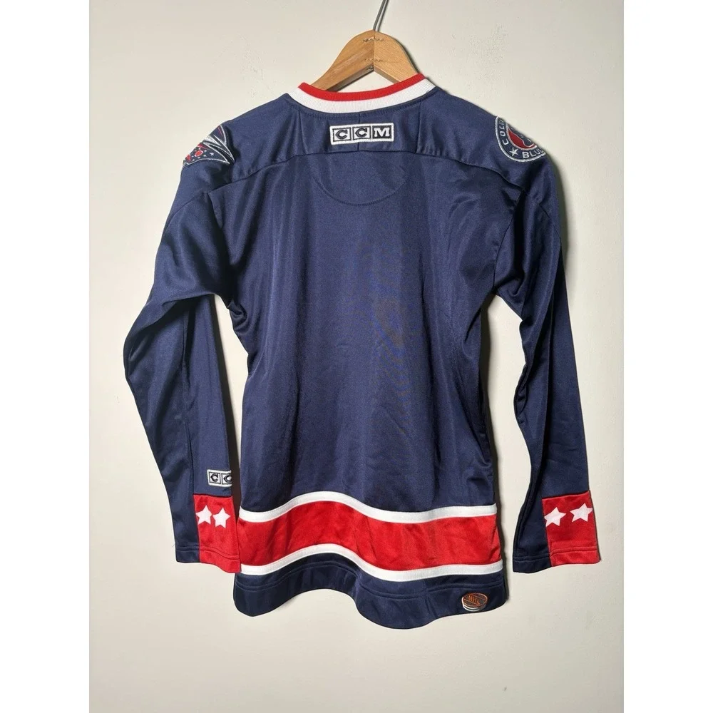 VTG Columbus Blue Jackets CCM Jersey Womens XS For Her NHL Hockey Navy Blue Y2K